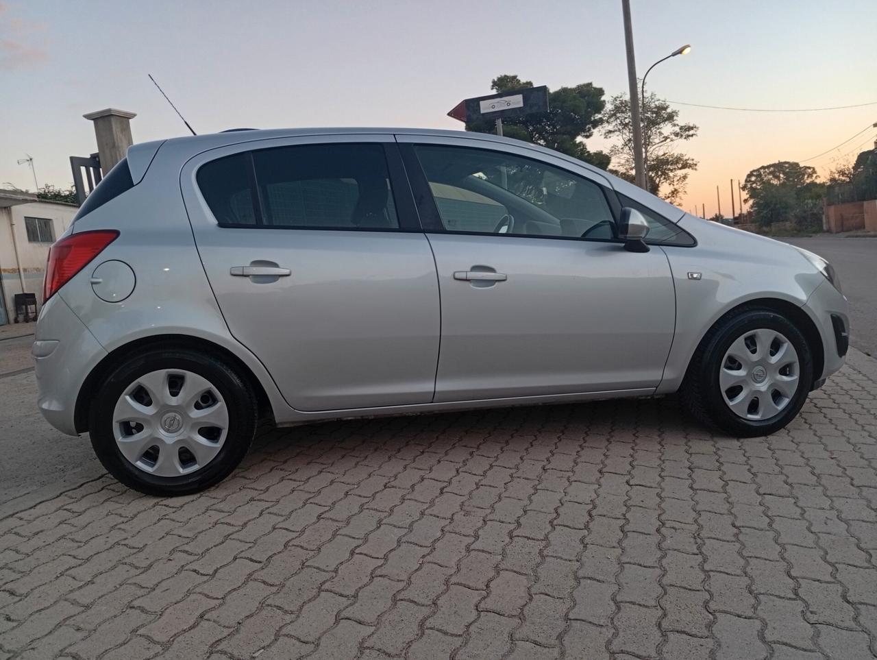 Opel Corsa 1.2 85CV 5 porte GPL-TECH Ecotec