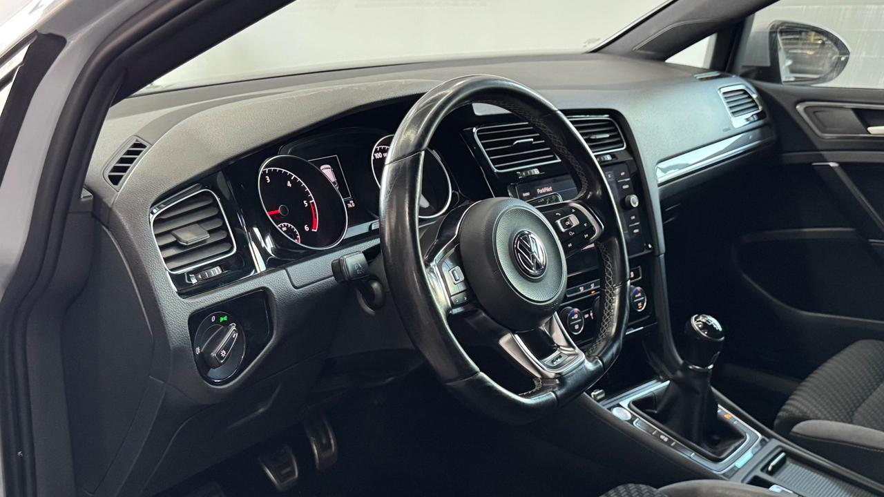 Volkswagen Golf 1.6 TDI 116 CV R-Line-2017