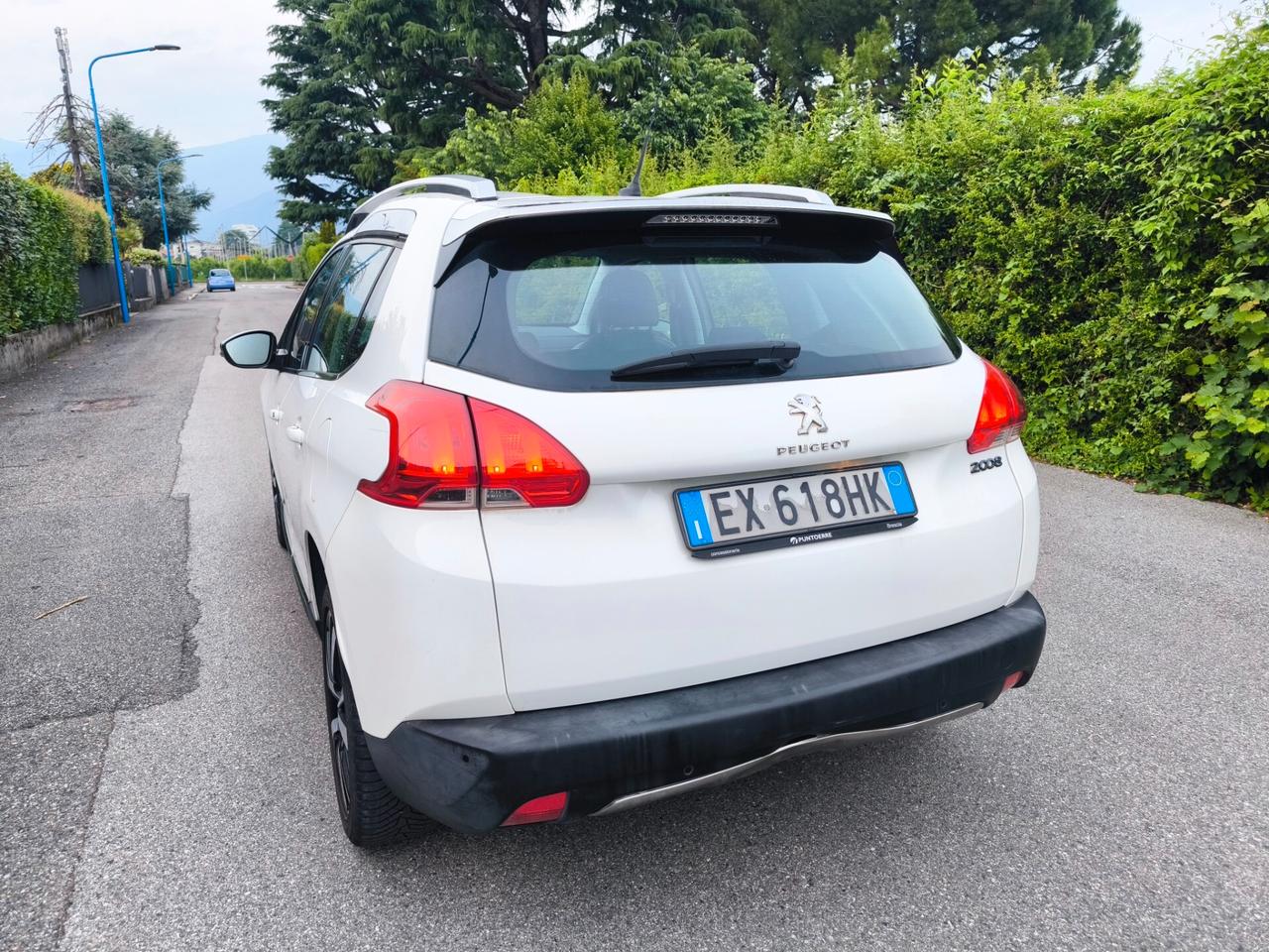 PEUGEOT 2008 1,6 BENZINA VTI-ALLURE