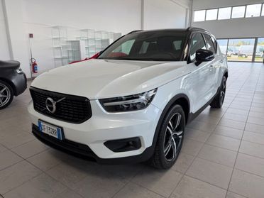 VOLVO XC40 T5 Recharge Plug-in Hybrid R-design