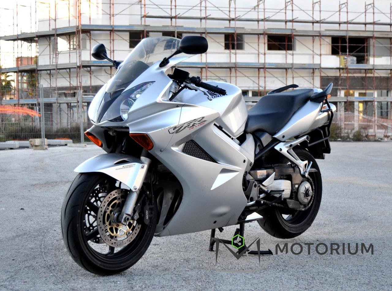 Honda VFR 800 V4 V Tech 2003