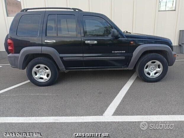 Jeep Cherokee 2.8 automatica