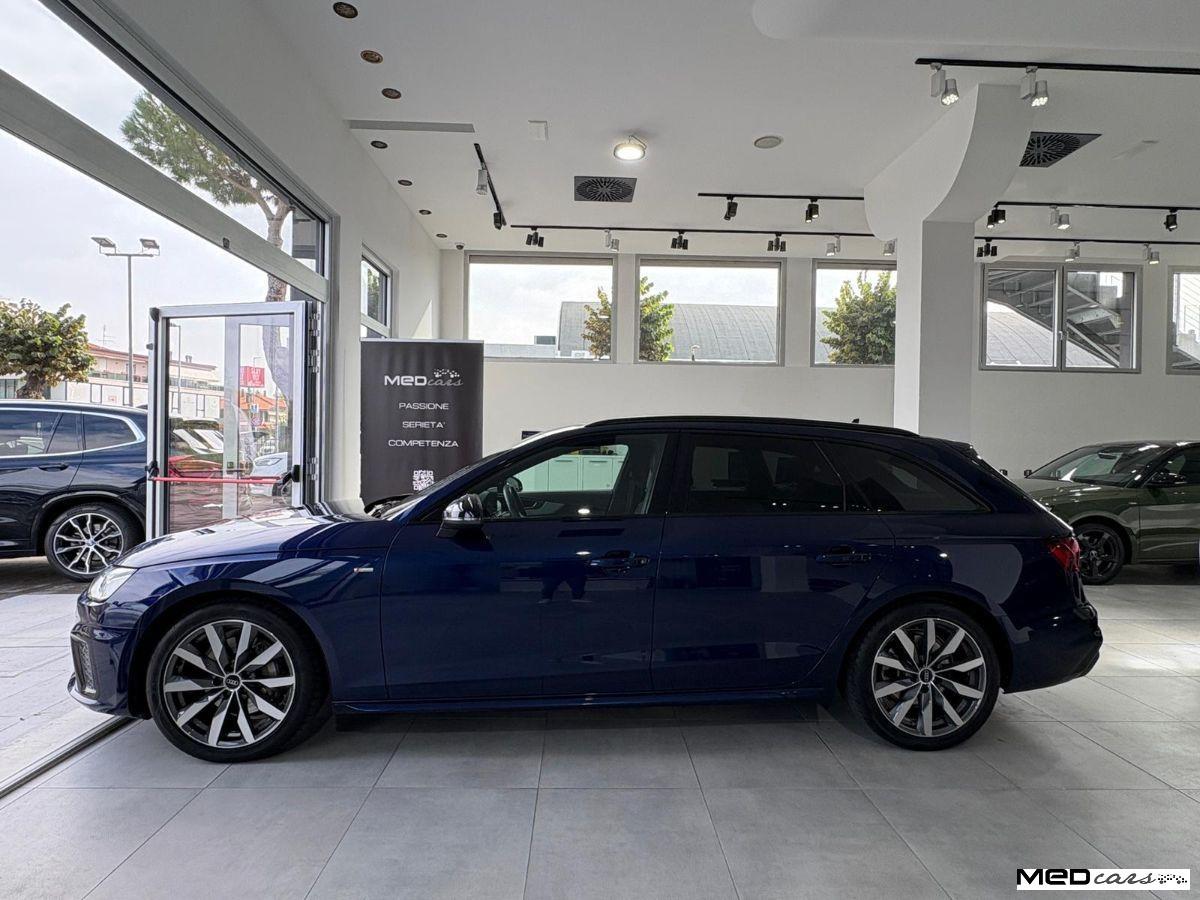 AUDI - A4 Avant - 40 TDI quattro S tr. S line ed.