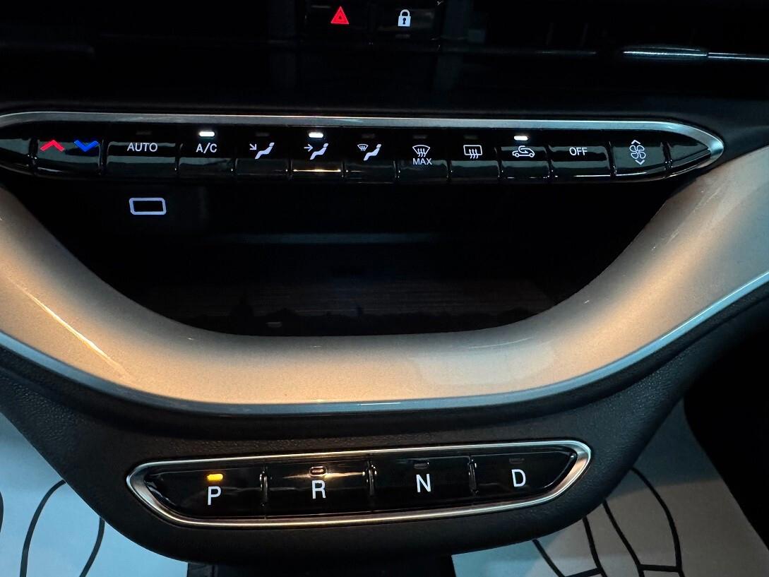 500e 42 kWh FUL LED SENSORI SUPER BELLA