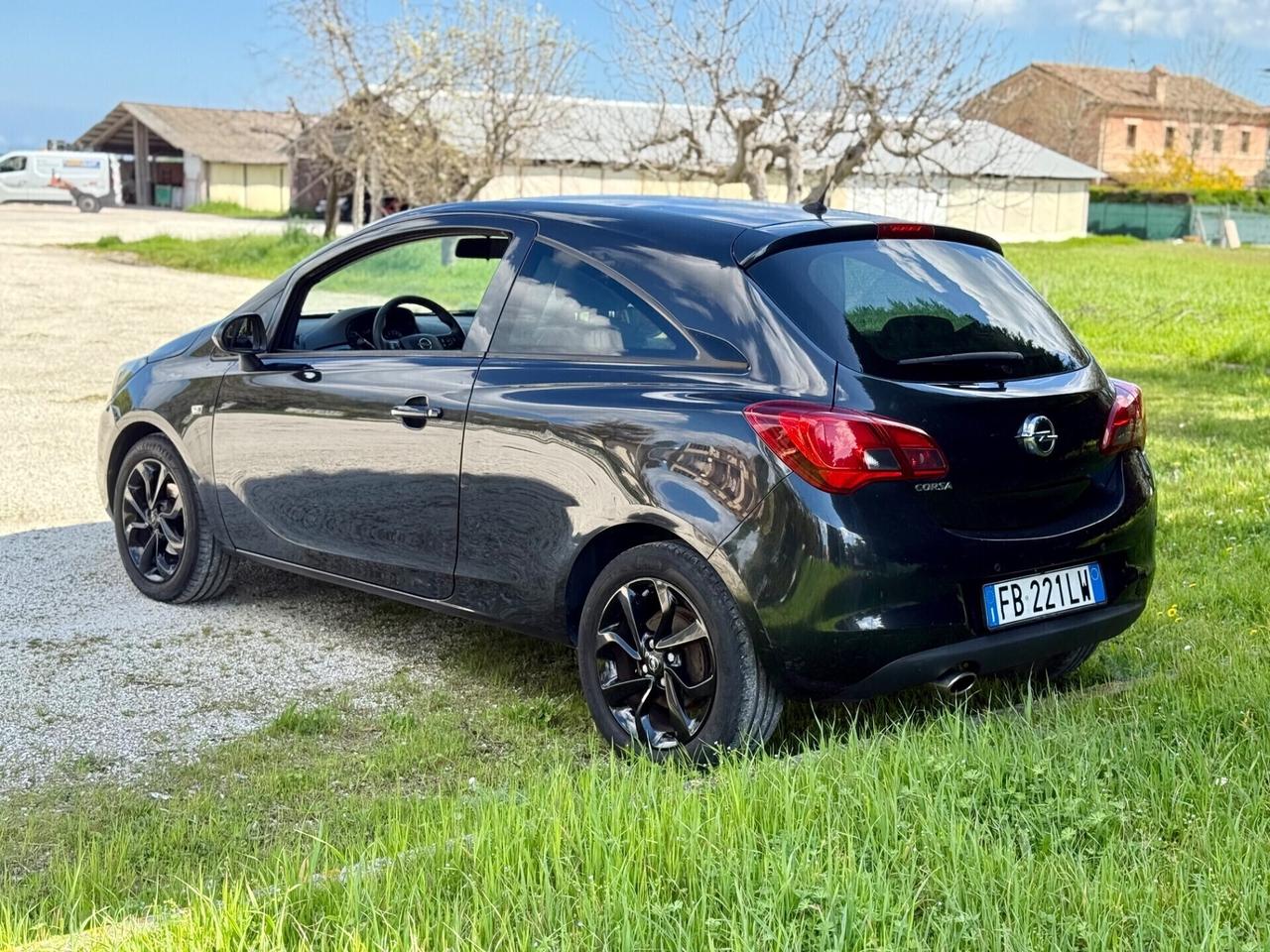 Opel Corsa 1.4 benzina GPL Euro6B NEOPATENTATI