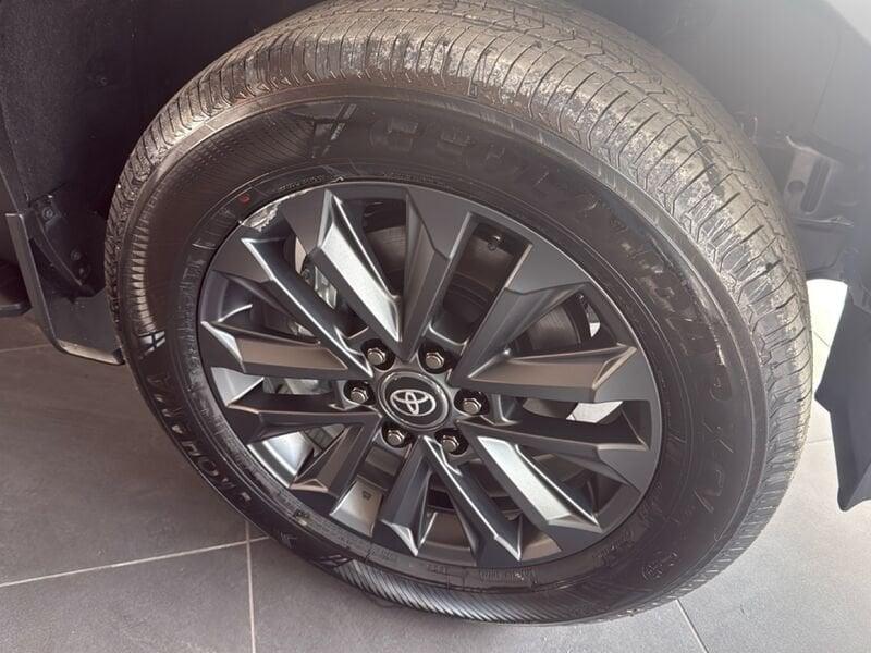 Toyota Land Cruiser 2.8L Diesel 48V MHEV Lounge A/T