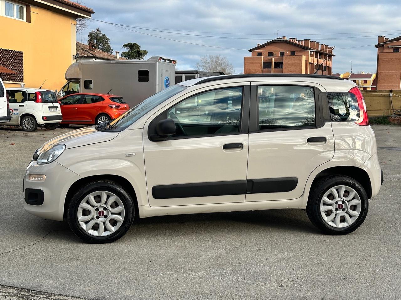 Fiat Panda 0.9 TwinAir Turbo Natural Power Lounge