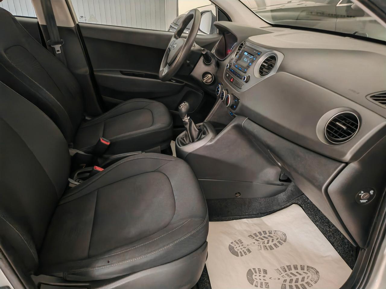 Hyundai i10 1.0 Benzina full optional 2019
