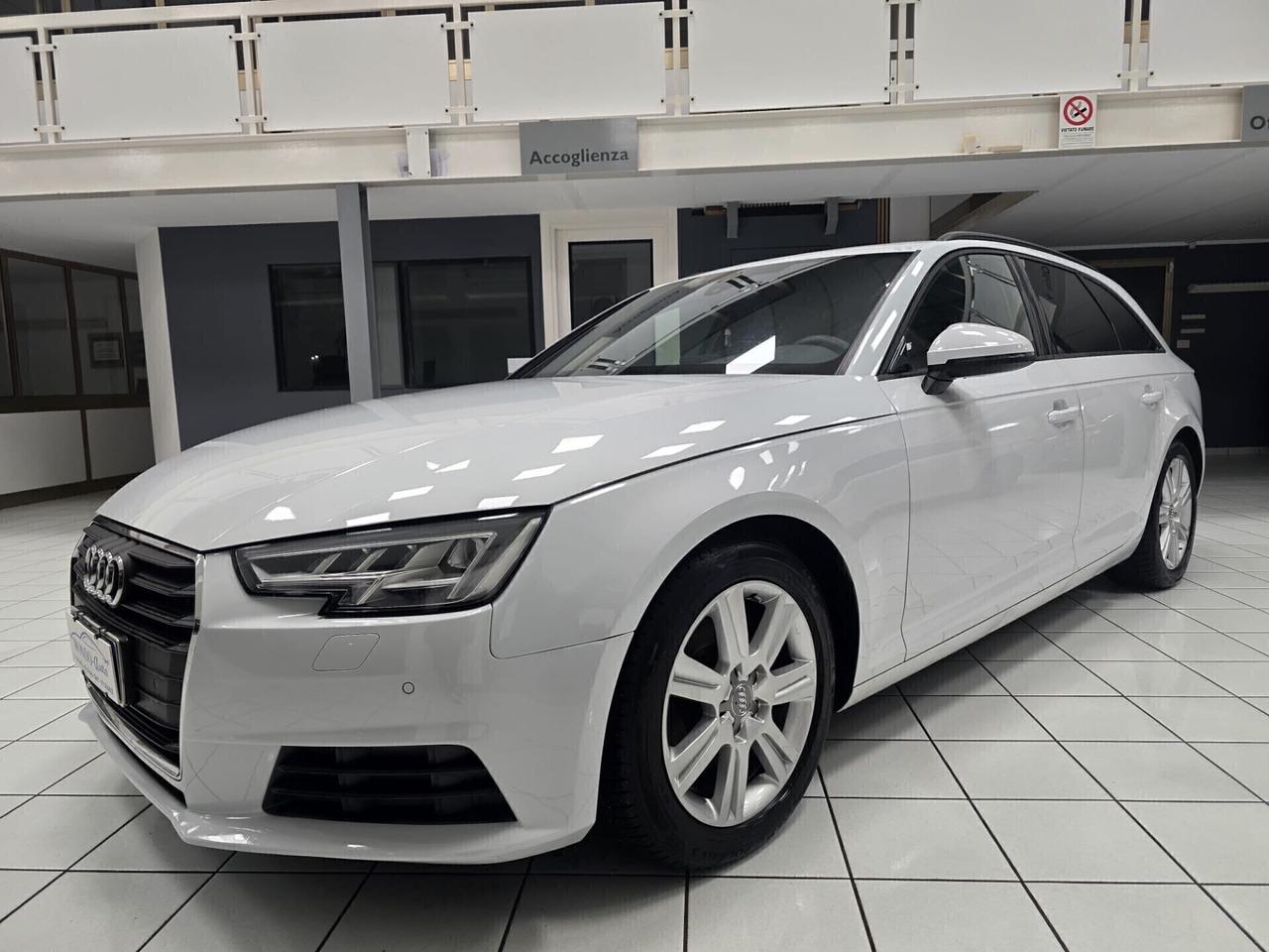 Audi A4 Av. 2.0 TDI 122 CV S tronic Design 2018