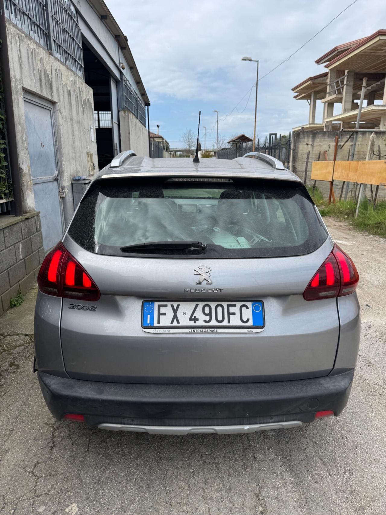 Peugeot 2008 PureTech 82 S&S Allure