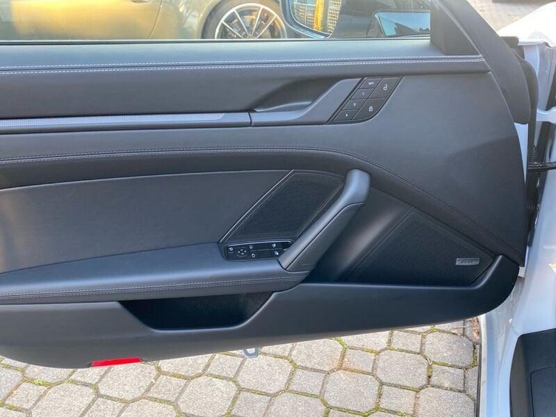 Porsche 911 911 Carrera 4 GTS 541 CV (992.2)