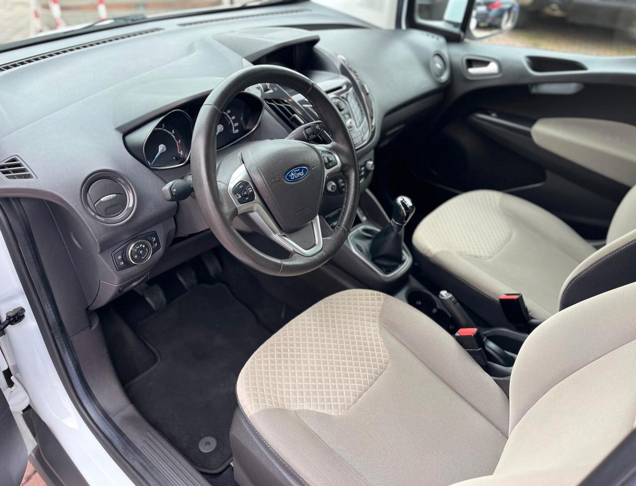 Ford Tourneo Courier