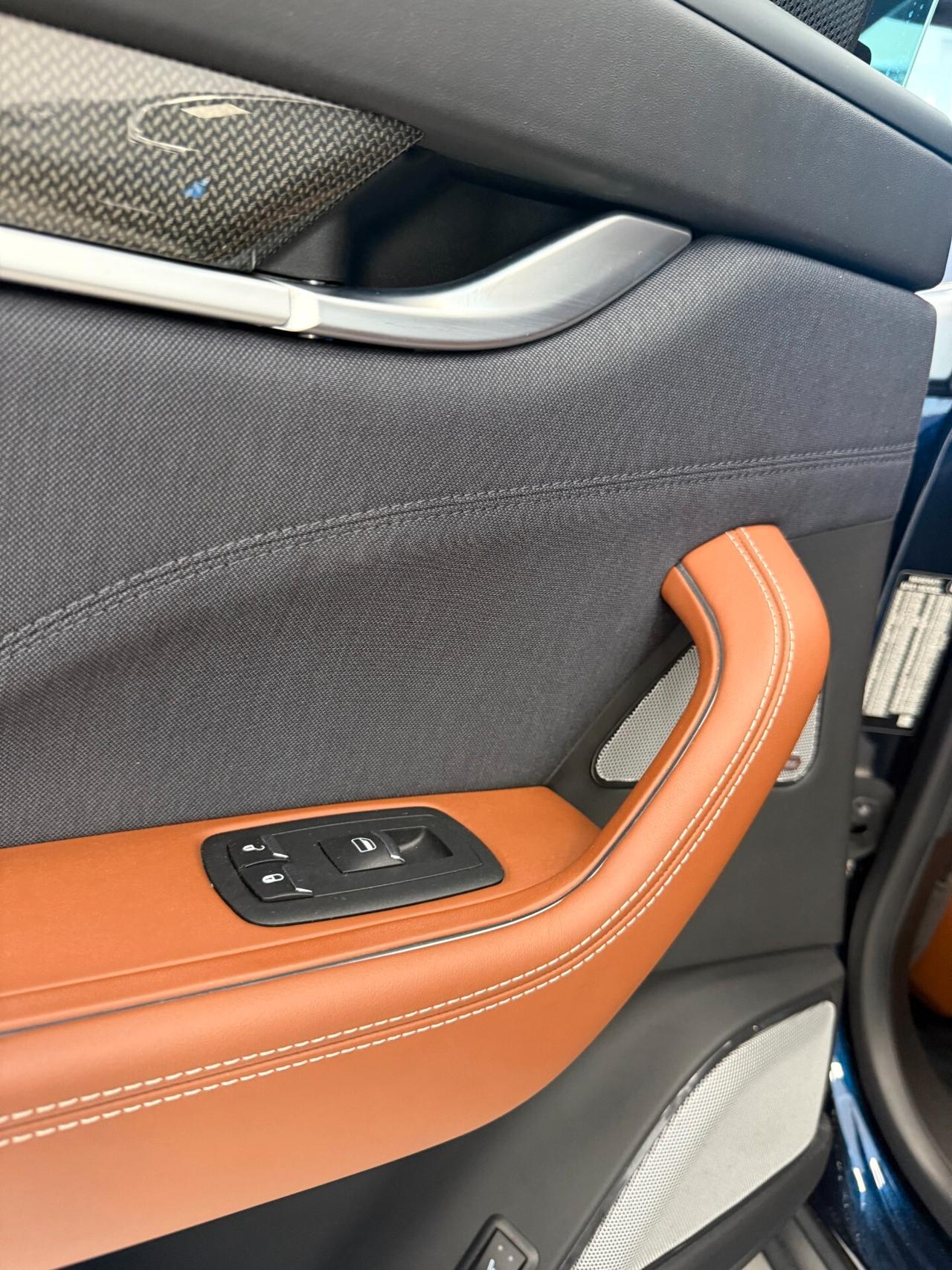 Maserati Levante 3.0 V6 Granlusso 250cv auto TETTO APRIBILE,APPLE CARPLAY,TELECAMERA,NAVIGATORE,PELLE