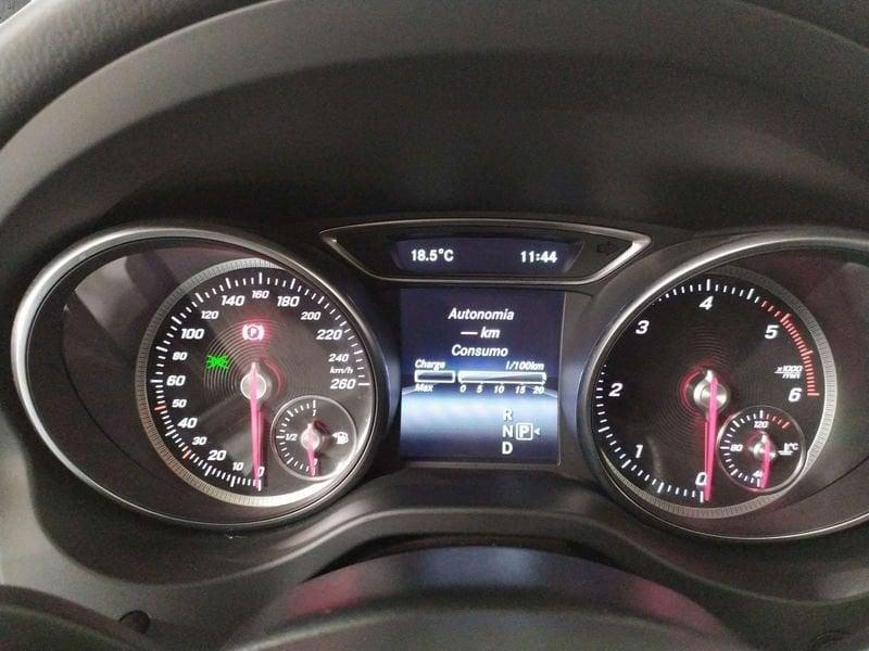 Mercedes-Benz CLA Shooting Brake 200 d Sport auto FL