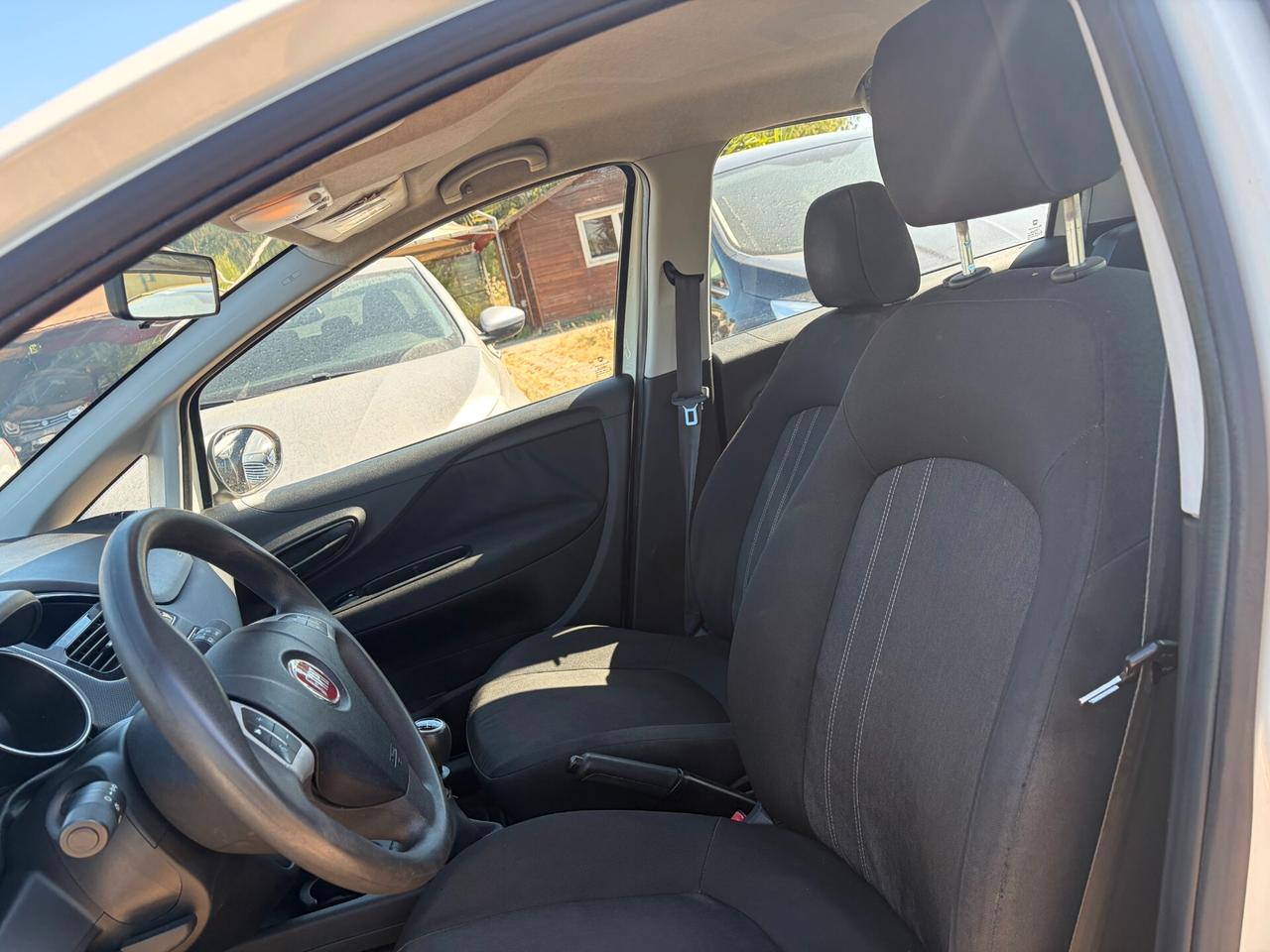 FIAT PUNTO 1.2 69CV 108.000 KM ANNO 2015