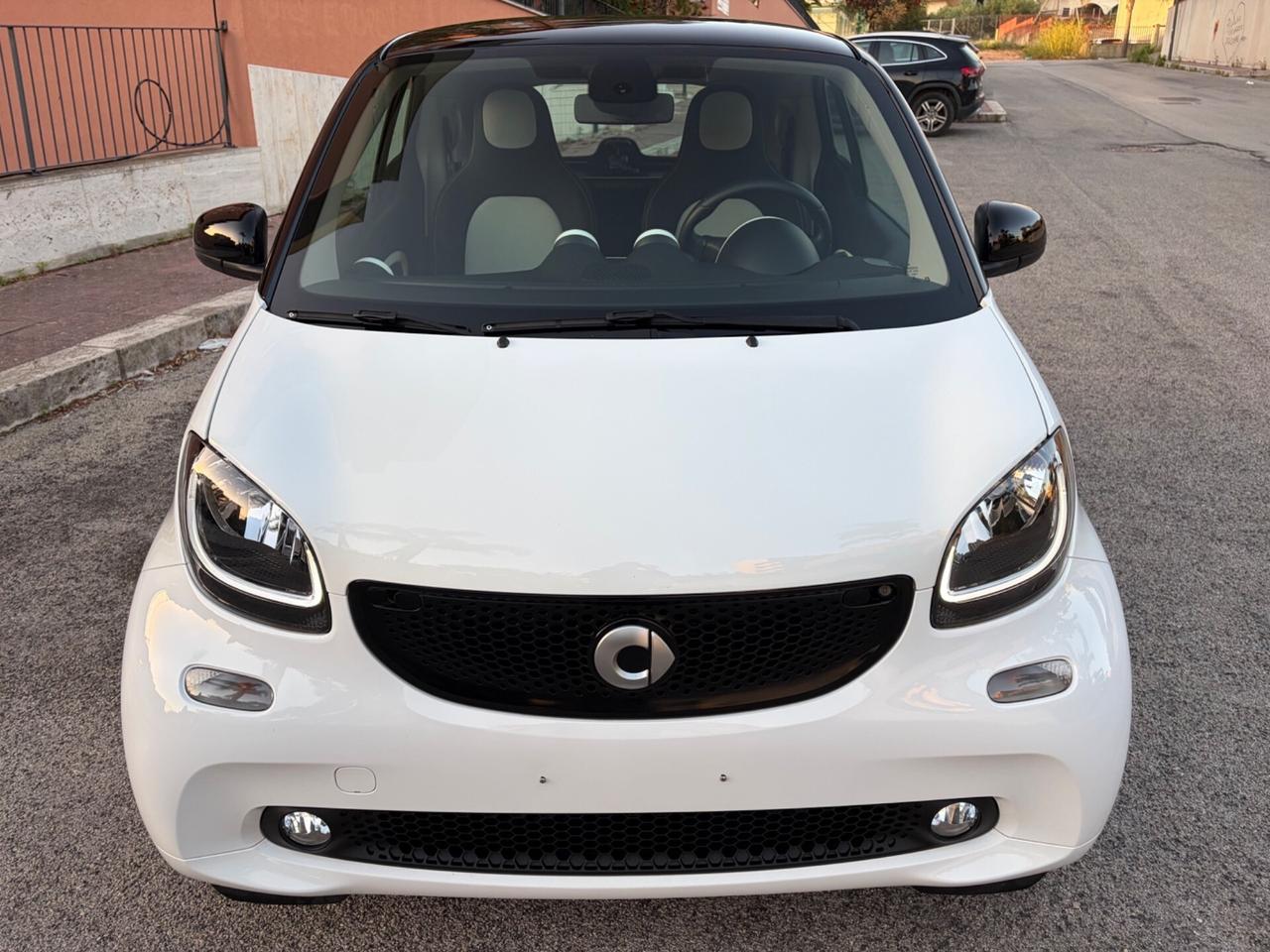 Smart ForTwo 1000 62 kW coupé passion