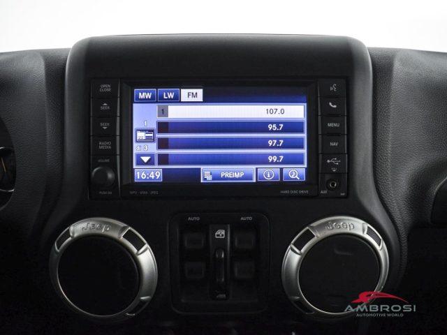 JEEP Wrangler Unlimited 2.8 CRD DPF Sahara Auto