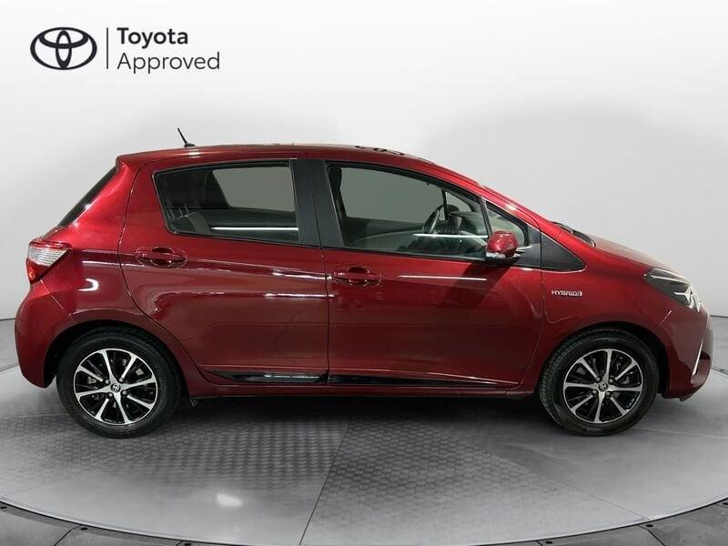 Toyota Yaris 1.5 Hybrid 5 porte Active Plus X NEOPATENTATI + CERCHI IN LEGA