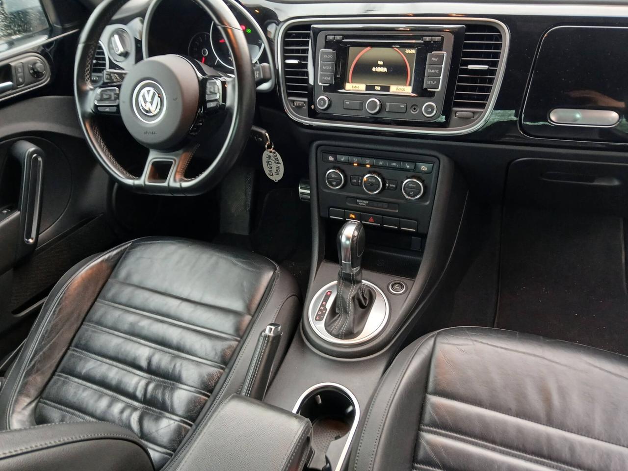 Volkswagen Maggiolino 2.0 TSI DSG Sport
