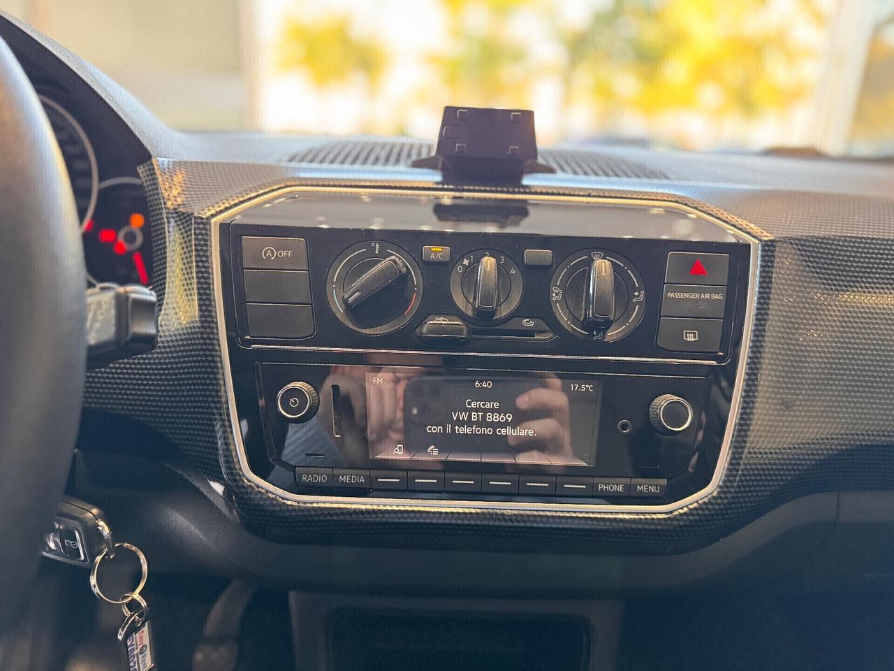 Volkswagen up! 1.0 5p. move “62.000KM”