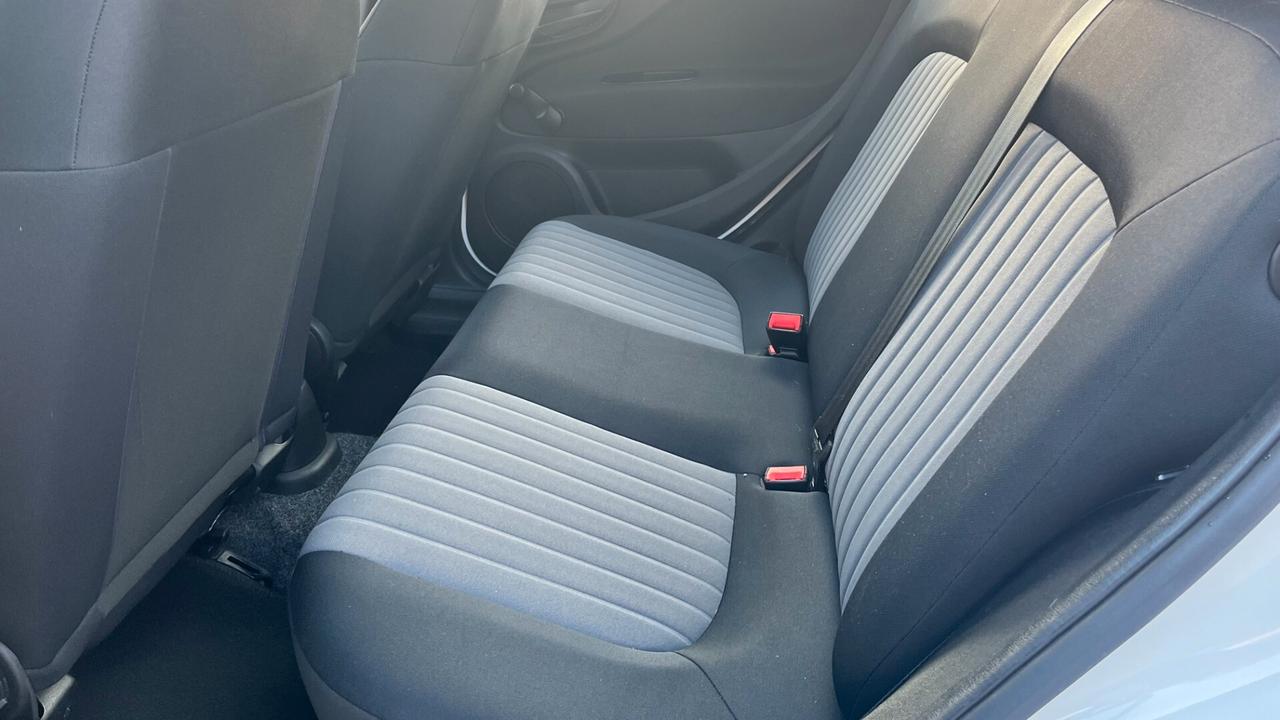 Fiat Punto 1.3 MJT II S&S 95 CV 5 porte Street