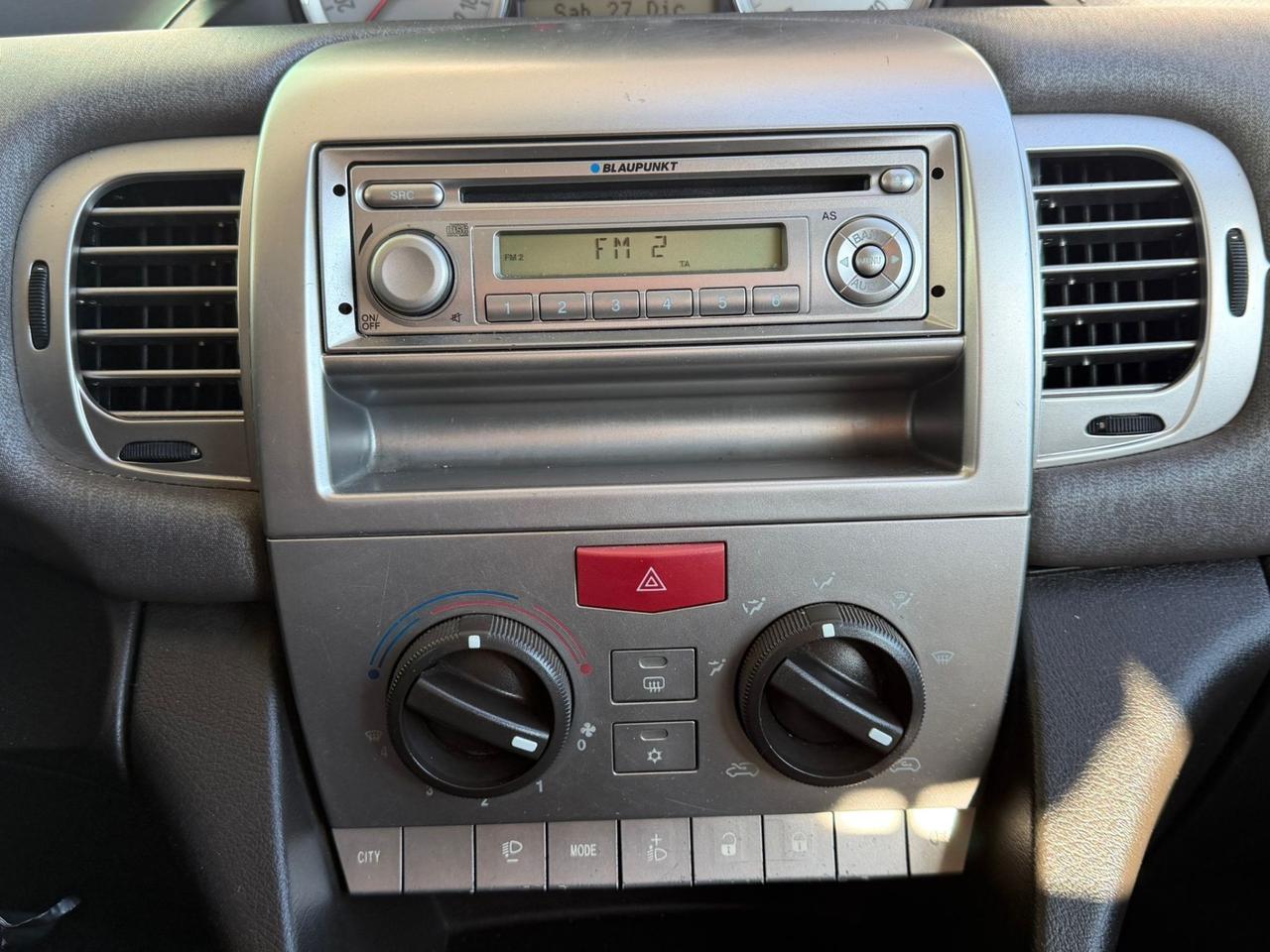 Lancia Ypsilon 1.2 Modamilano