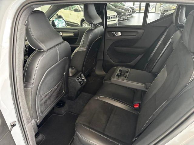 VOLVO XC40 2.0 D3 150 CV Geartronic R-design