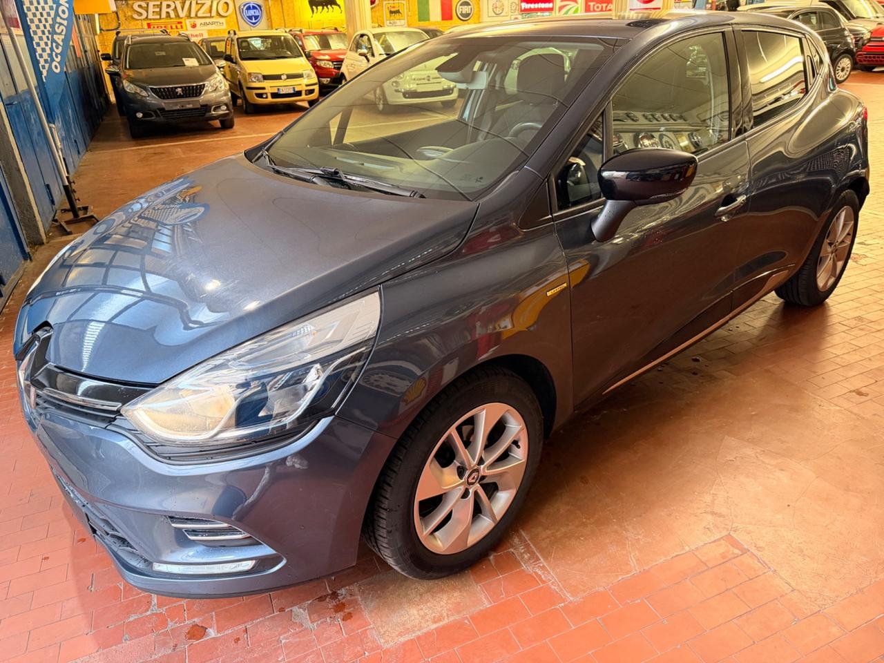 Renault Clio TCe 12V 90CV Start&Stop 5 porte Energy Intens