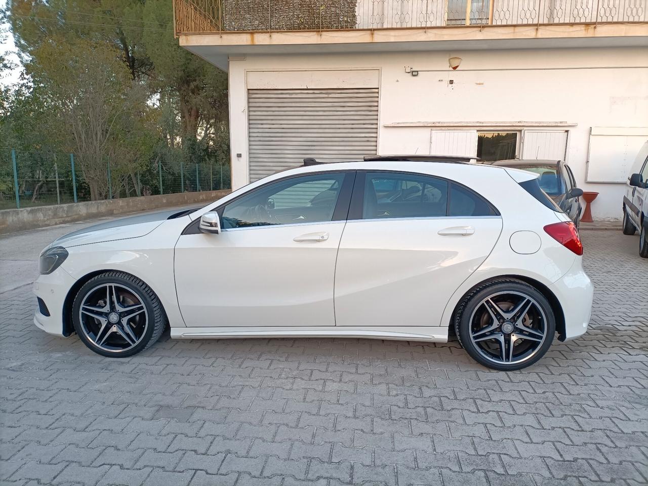 Mercedes-benz A 200CDI Amg/tetto apribile/full