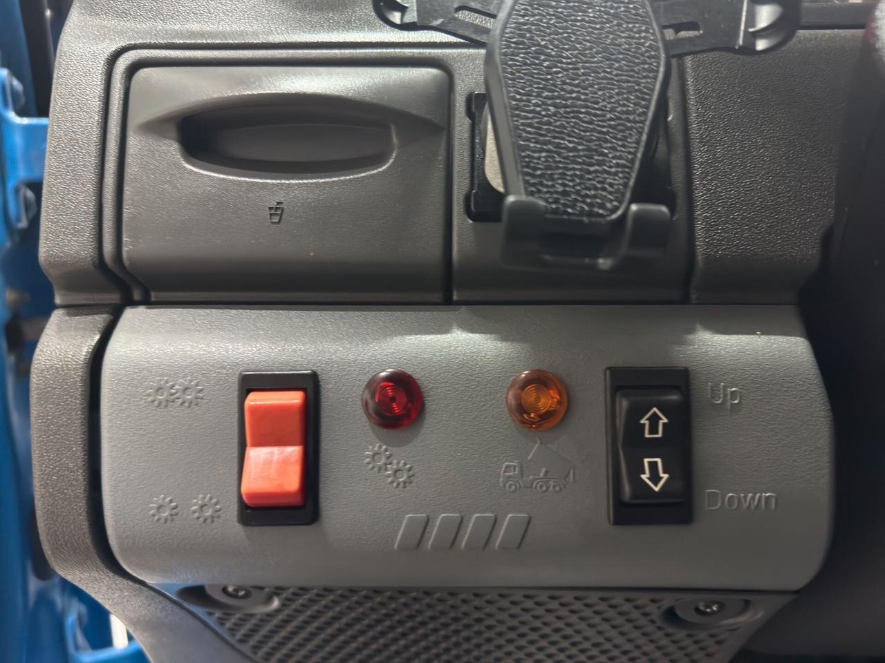 Iveco Daily 35C10/BarTor2.3 hpi Ribaltabile trilaterale