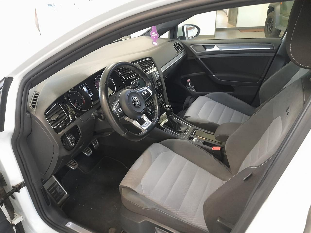 Volkswagen Golf 1.4 TSI 5p. Sport R-Line