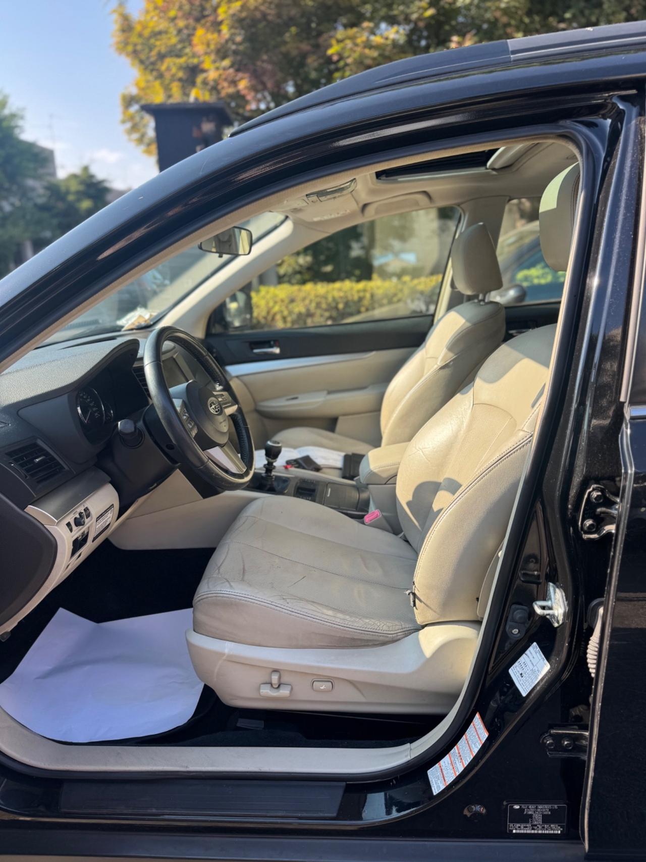 Subaru OUTBACK 2.0D Exclusive
