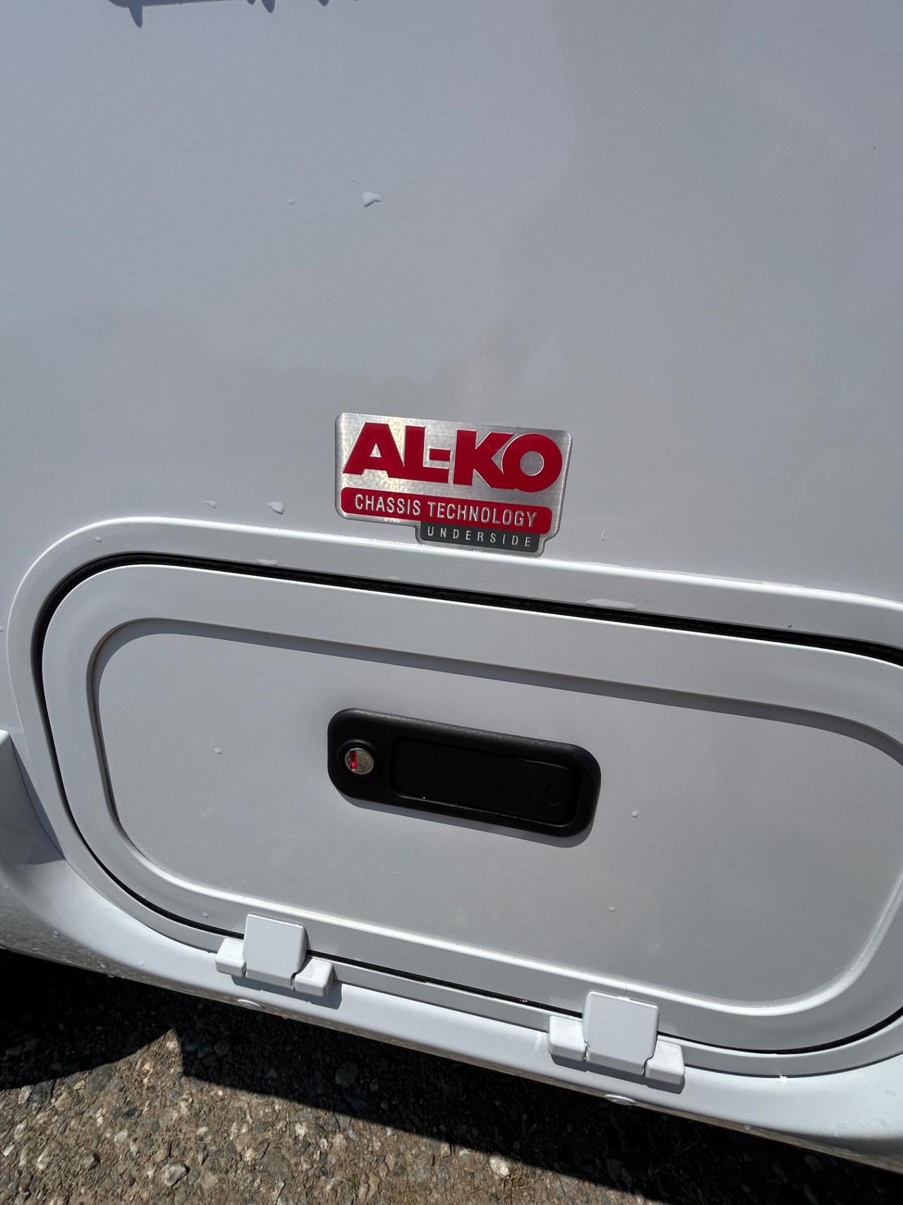 Rapido motorhome del 2025 in saldo 036