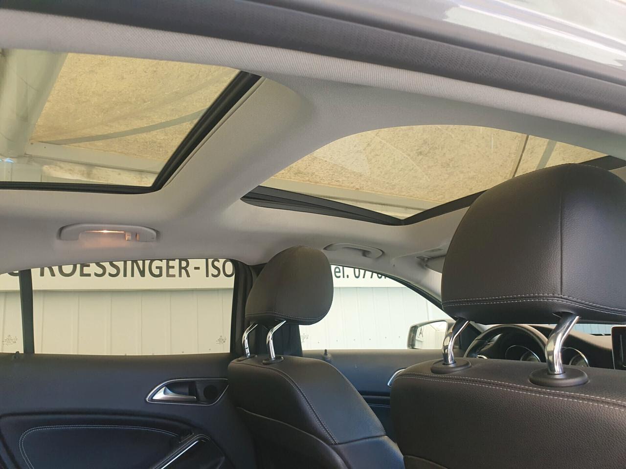 Mercedes-benz GLA 180D Automatic + Navi - 2016 - KM. 100.000