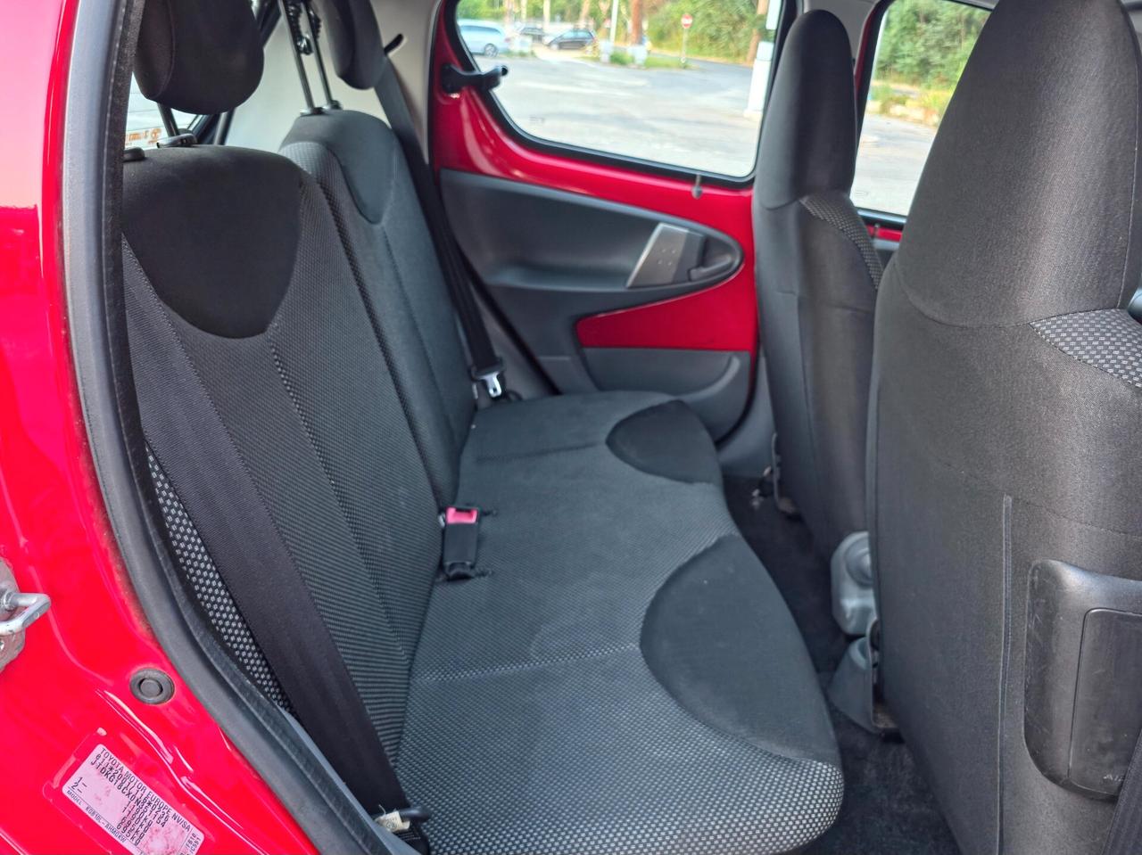 Toyota Aygo 1.0 12V CV-68 VVT-i 5 porte Sol 2009-E4 Manuale NEO