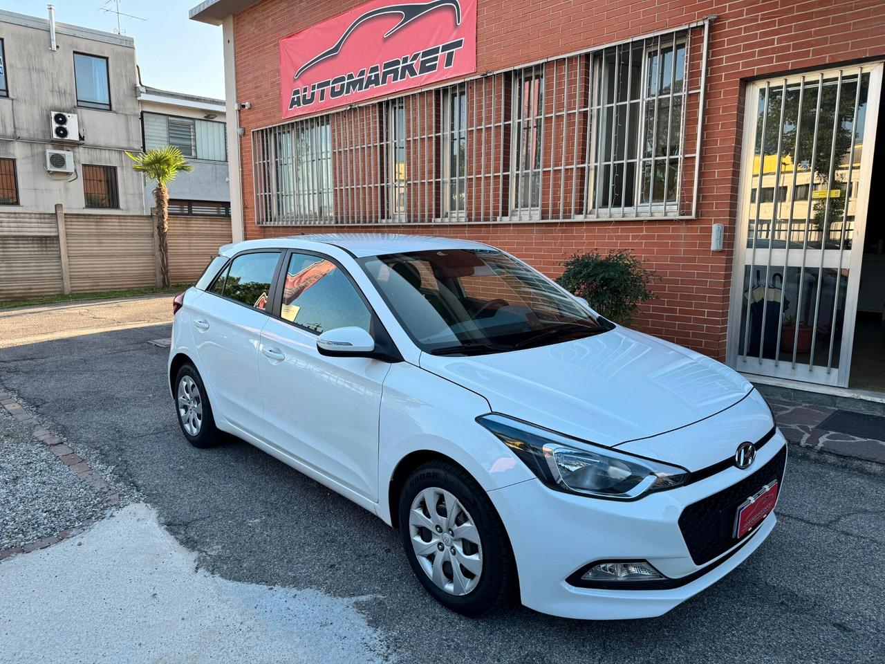 Hyundai i20 1.2 75cv 5p Classic