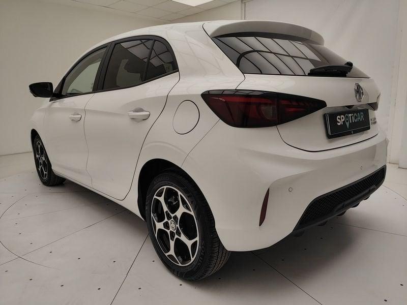 MG MG3 1.5 hybrid+ Luxury auto