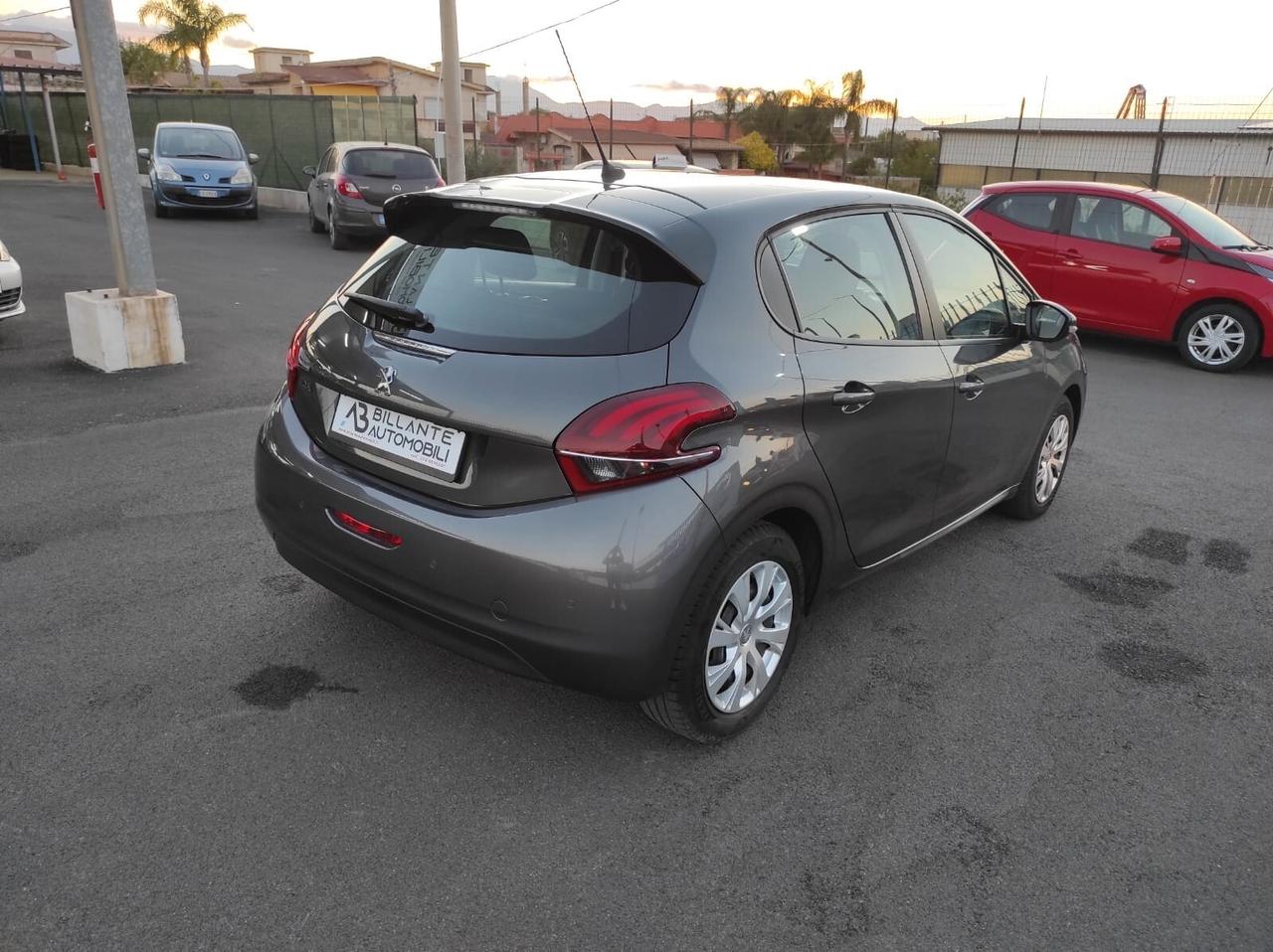 Peugeot 208 PureTech 82 5 porte Active