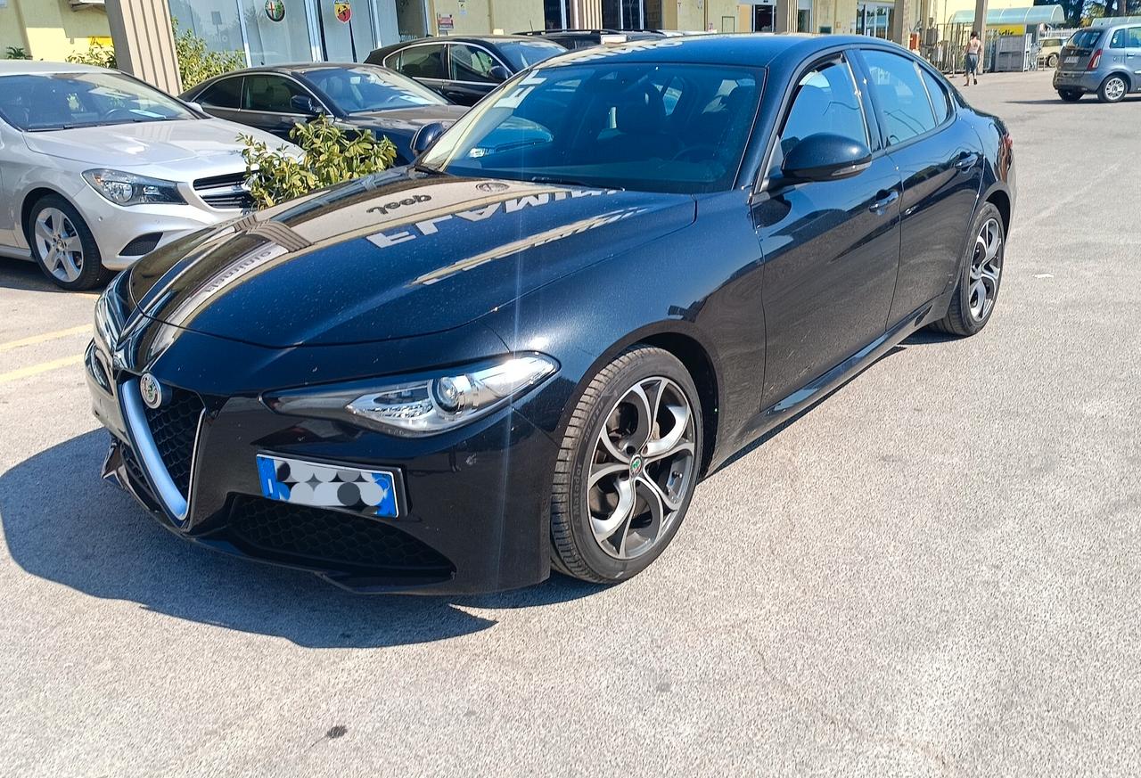 Alfa Romeo Giulia 2.2 Turbodiesel 160CV Business