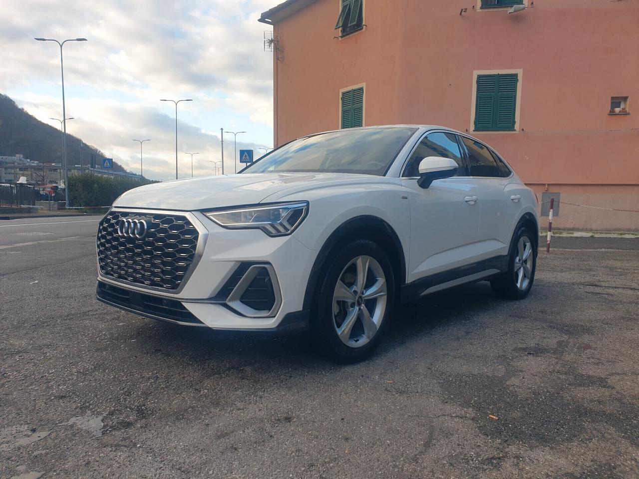 Audi Q3 SPB 35 TFSI S tronic line