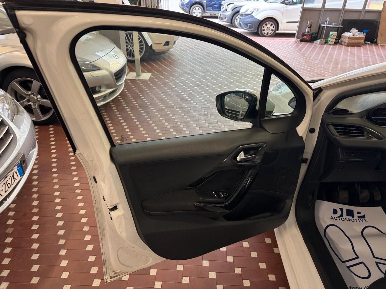 Peugeot 208 1.2 VTi 82 CV 5 porte Allure - UNICO PROPRIETARIO