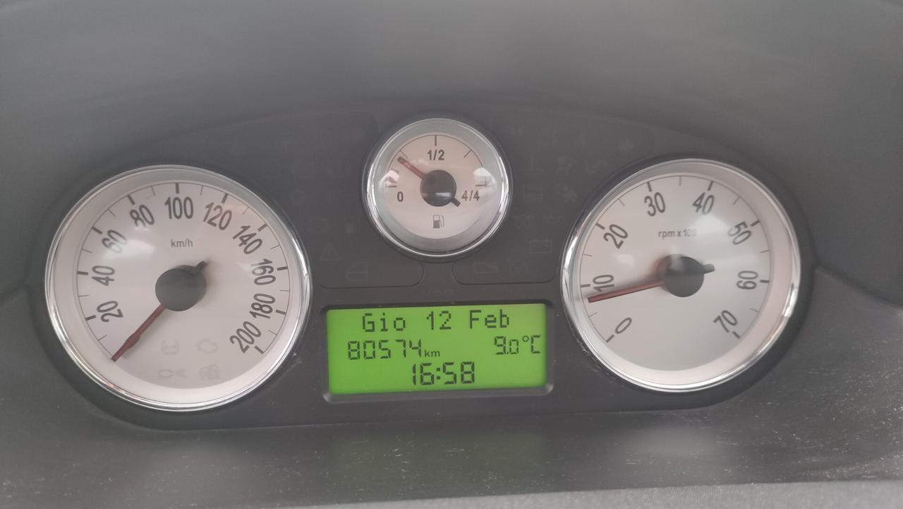 Lancia Ypsilon 1.2 69 CV SOLI 80000km NEOPATENTATI - 2011