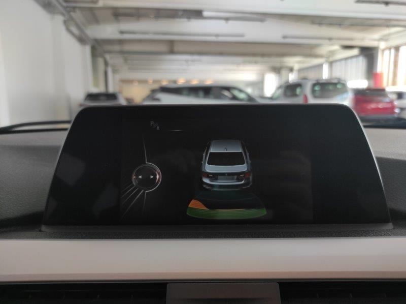 BMW Serie 3 (F30/F31) - 318d Business Advantage aut.