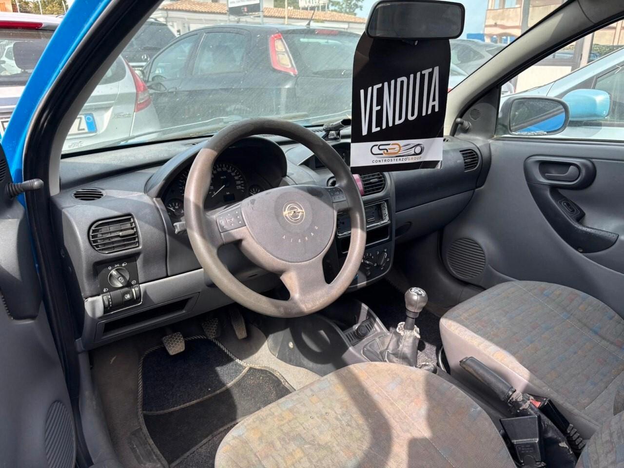 Opel Corsa 1.0i 12V