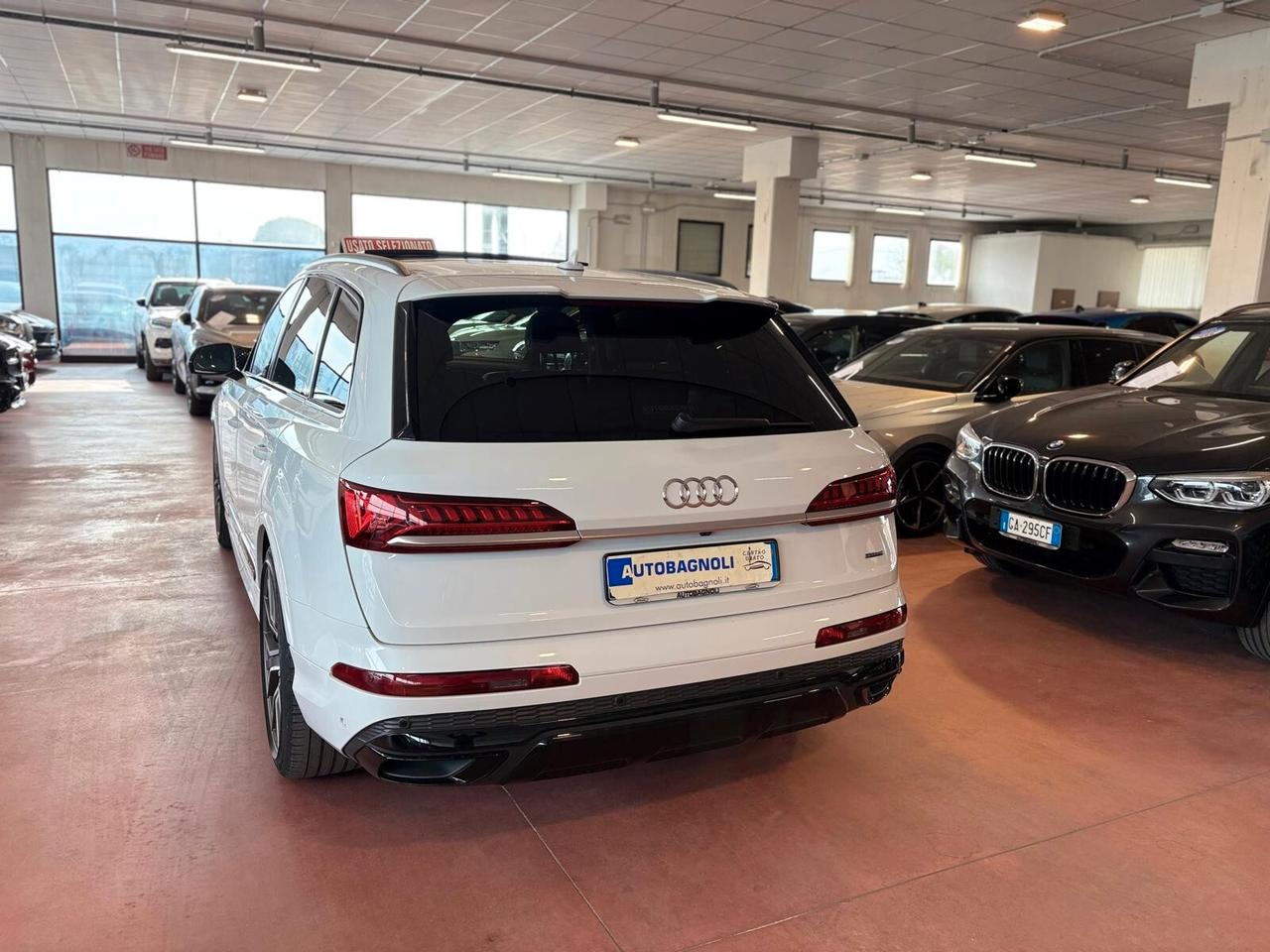 Audi Q7 SPORT 50 3.0 TDI quattro tiptronic S LINE 7 posti