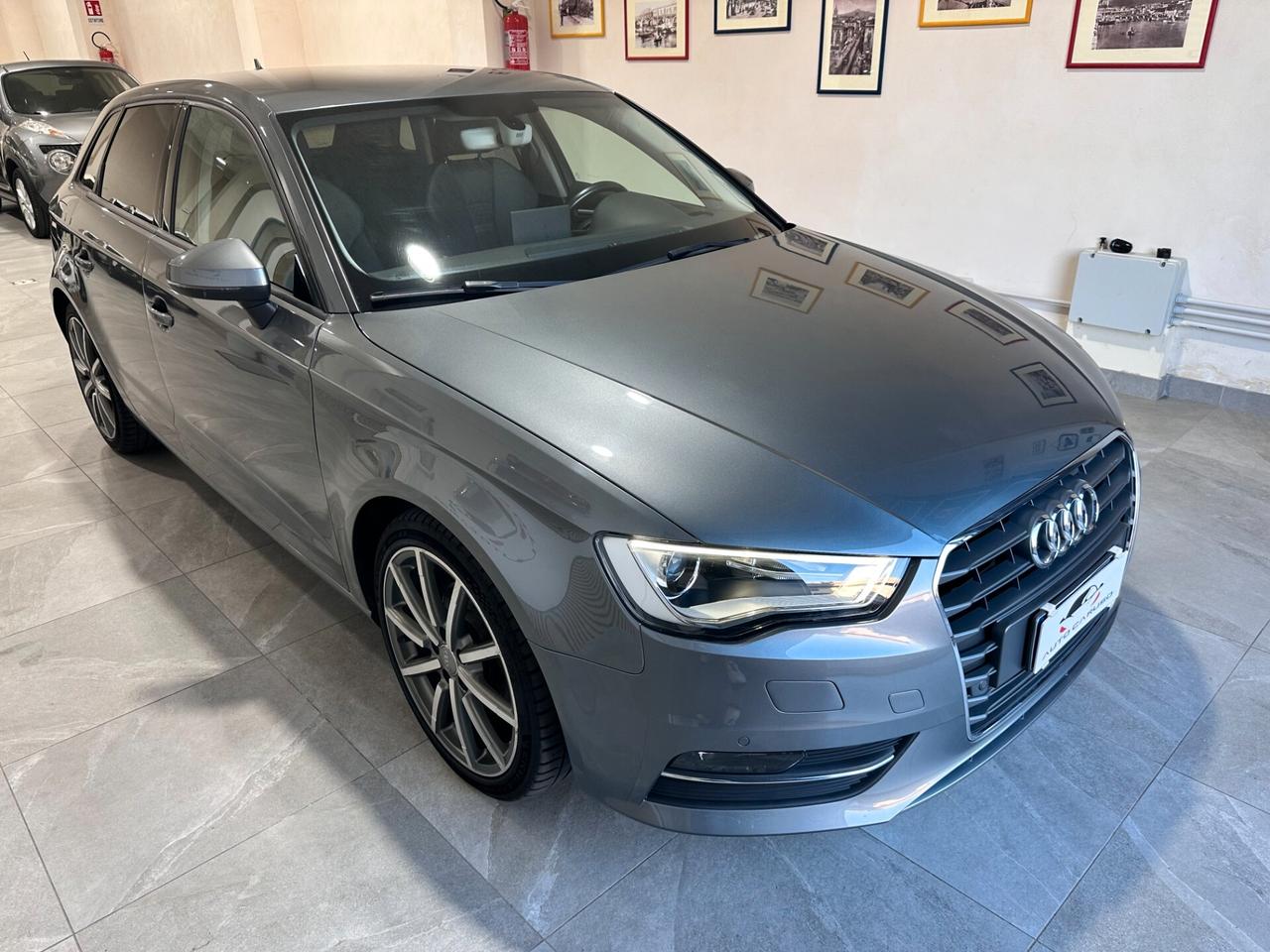 Audi A3 SPB 1.6 TDI 110cv – NAVI – FULL – DA VETRINA