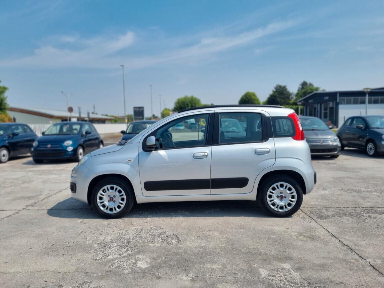 Fiat Panda 1.2 Lounge 5 posti