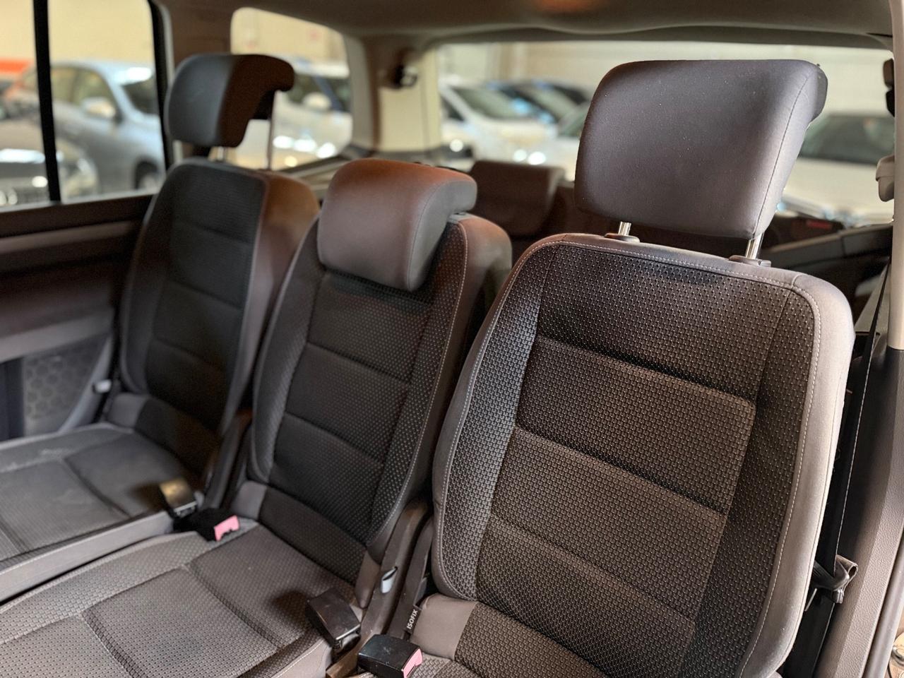 Volkswagen Touran 1.6 TDI Comfortline 7 POSTI NEOPATENTATI