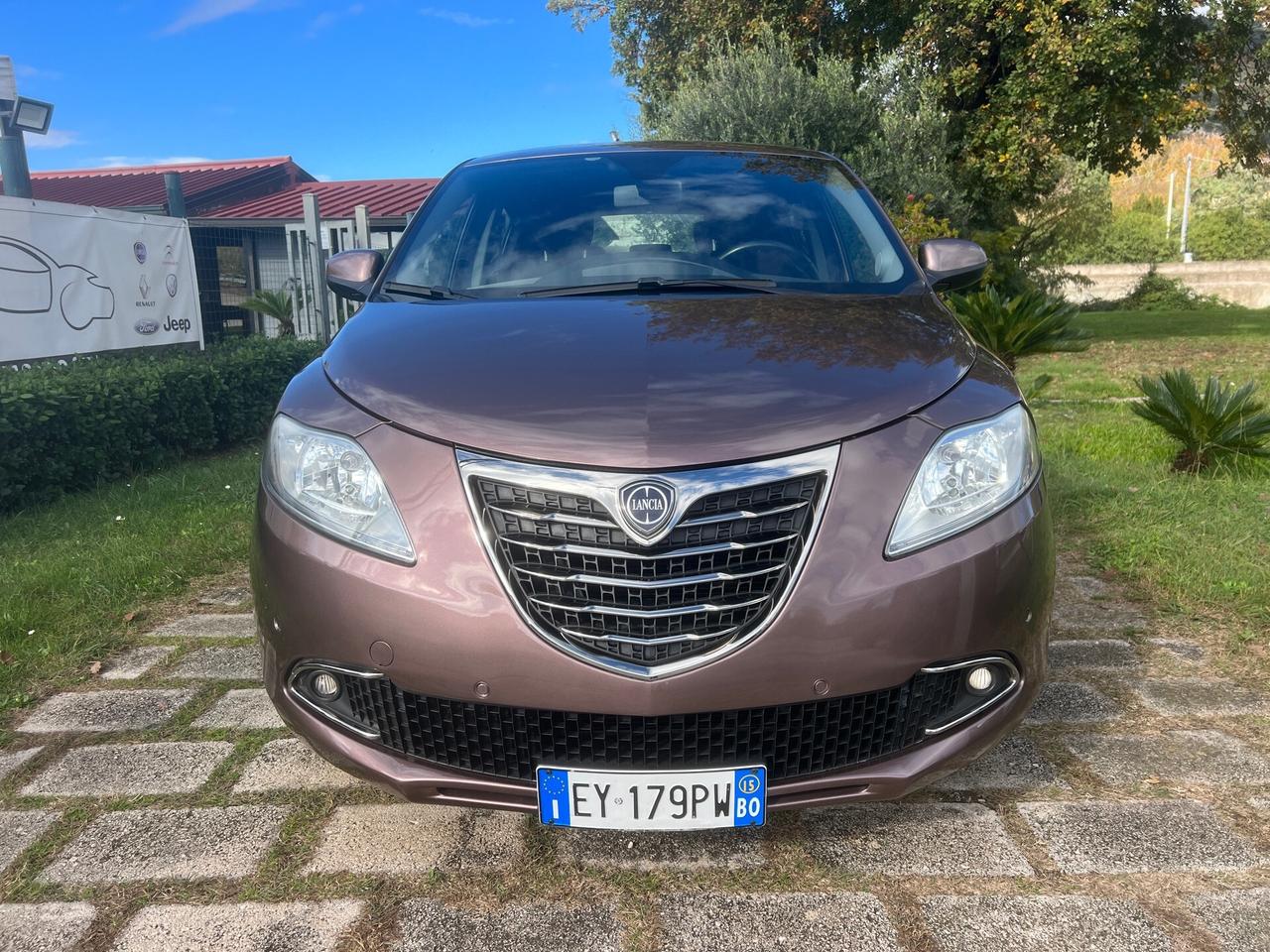 Lancia Ypsilon 1.2 69CV GPL Platinum-2015"UNIPRO"