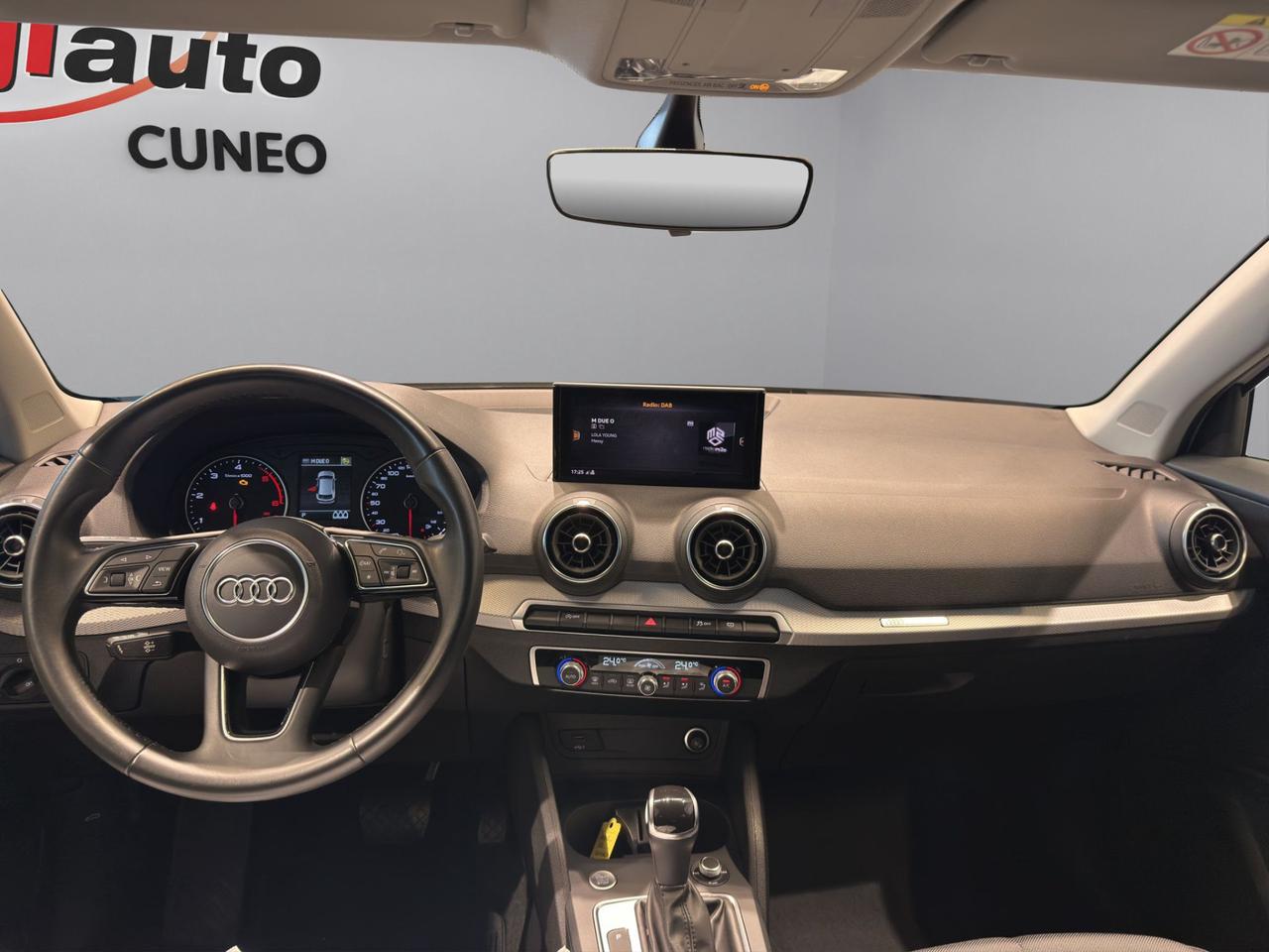 Audi Q2 30 2.0 tdi Business s-tronic